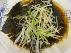 清蒸小多宝鱼-北戴河庆山饭店·海鲜砂锅粥(北戴河黑石路店)