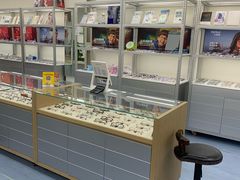 -无奔眼镜·蔡司·依视路授权店(马家堡店)