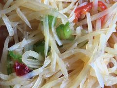 -维吾尔餐厅(宜山路店)