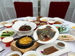 -云南荟·湖畔领宴(领事馆店)