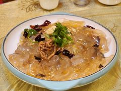 -鹤乡东北菜(崮山路店)
