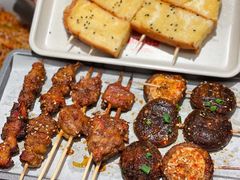 -龙巢盱眙龙虾·牛蛙·烧烤宵夜(八卦岭店)