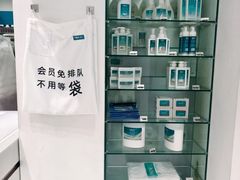 -福奈特洗衣·洗鞋·奢侈品护理(长阳路店)