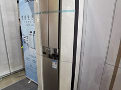 -上海跨国采购会展中心