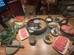 -巴奴毛肚火锅(龙湖锦艺城店)