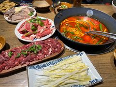 -贵厨酸汤牛肉(小十字店)