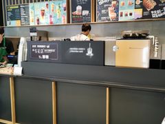 -星巴克(六合路店)
