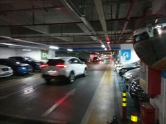 -万象城-停车场