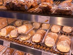 -巴黎贝甜(大宁国际商业广场店)