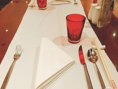 餐具摆设-北京港澳中心瑞士酒店·瑞士咖啡厅·自助餐