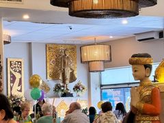-Thai Pothong Restaurant