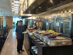-圣丰索菲特·2 On 988 Café 自助餐厅