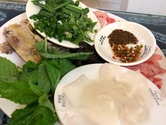 -桥香园云南过桥米线(金马碧鸡店)