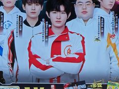 -华莱士·全鸡汉堡(光华路店)