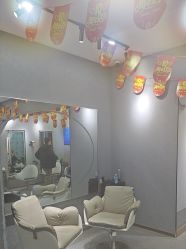 -艺格造型染发烫发