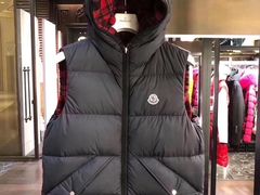 -MONCLER(北京SKP概念店)