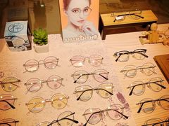 -Trend1881视光·蔡司视觉(领展广场店)