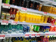 零售区-好特卖HotMaxx(杭州滨江宝龙城店)