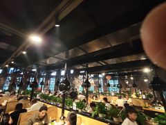 -釜御山海鲜烤肉火锅自助(新城市中心店)