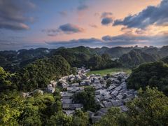 -高荡千年布依古寨旅游景区