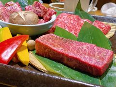 家族拼盘-炼火烤肉店