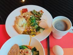 -筠咖啡西餐厅(上海国展宝龙丽筠酒店)