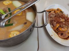 -肥仔文澳门猪骨煲(南京西路店)
