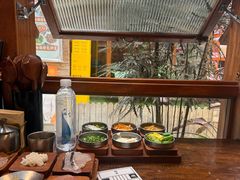 -银米·云南传统过桥米线(双廊黑金冠店)