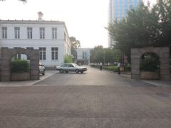 -南京双门楼宾馆(盐仓桥地铁站阅江楼店)