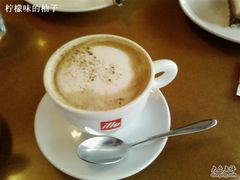卡布奇诺-榖屋house of flour(张江首店)