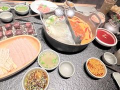 -三出山火锅(南京万象天地店)