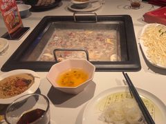 -东道煮牛肉火锅(重庆路店)