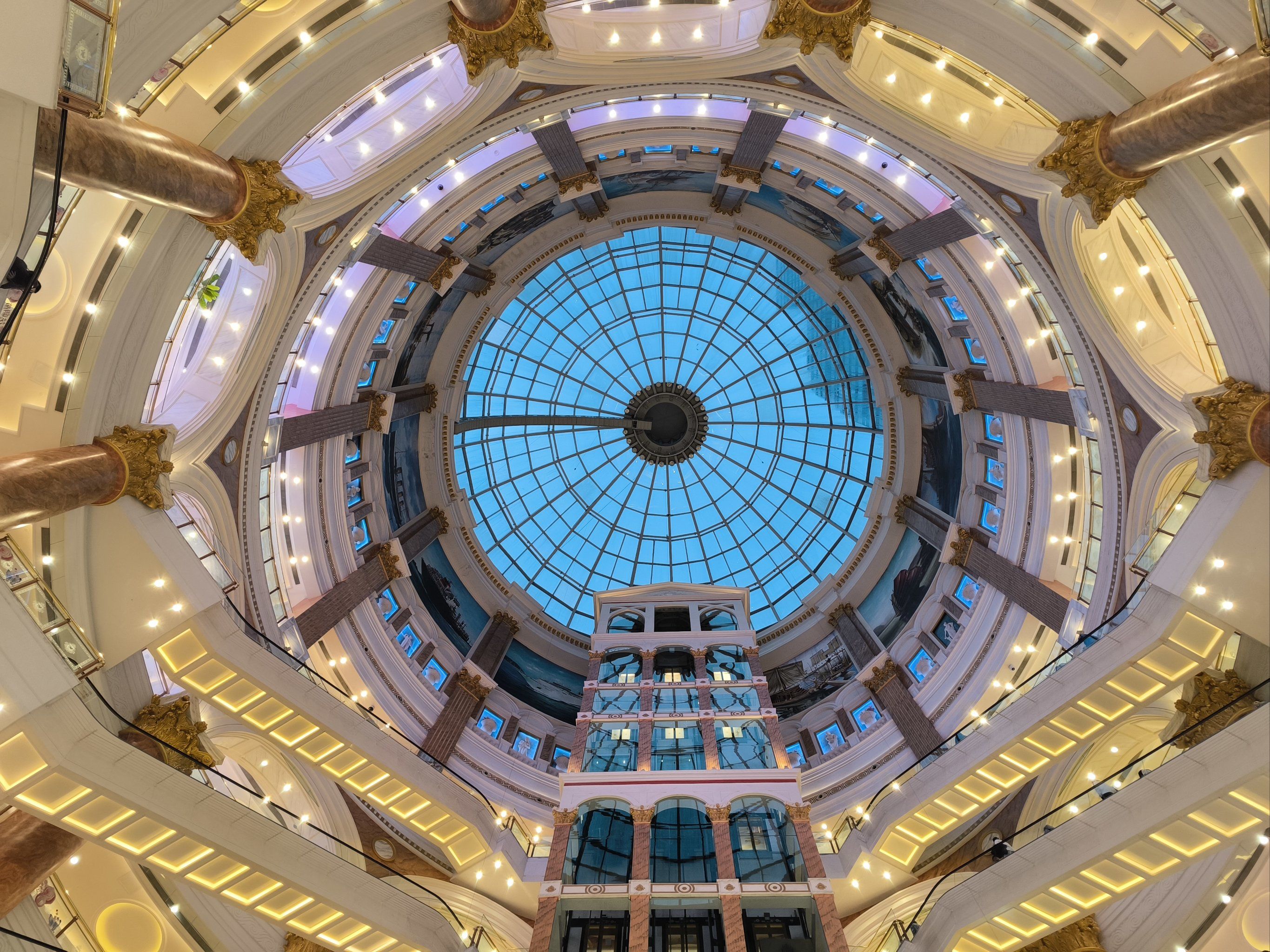 月星环球港还是好逛的,人气也足