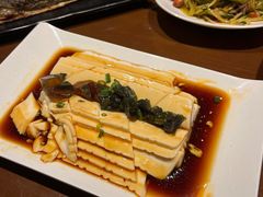 皮蛋豆腐-胖哥俩肉蟹煲(福州仓山爱琴海店)