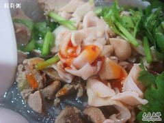 -苓记南京鸭血粉丝.皮肚面(县东巷店)