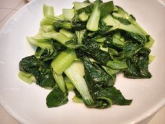 -阿瓦山寨·湘菜现炒·剁椒鱼头王(咸阳总店)