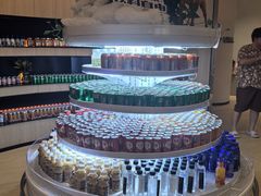 -涨巢·潮玩水疗局