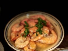 -Cuc Gach Quan Restaurant