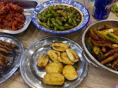 -江城燕子大排档(江汉路步行街店)