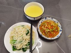 -爱月宝月嫂·育儿嫂