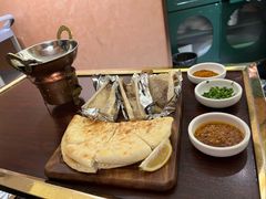 -清真·卡德尔大叔新疆主题餐厅(龙汇路店)