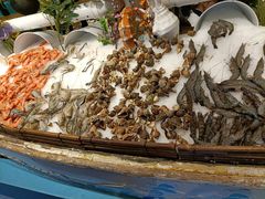 -领鲜活海鲜榴莲自助火锅(东门店)