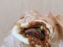 -胡万串饼(轻工大木桥小区店)