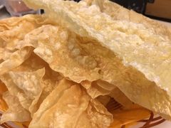炸腐竹-三头牛·潮汕牛肉生蚝火锅 (夏湾店)