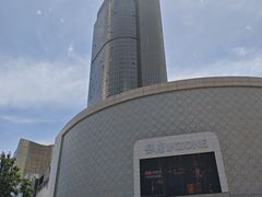 -怡豪大饭店·49楼旋转自助餐厅
