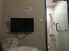-香港连锁酒店(尖沙咀地铁站店)