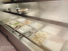 -新艺自助美食城(中山路店)