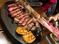 战斧牛排-恰餐厅及酒吧 CHAR Bar & Grill (北京丽都皇冠假日店)