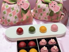 -泓历皇朝酒店(东亭店)