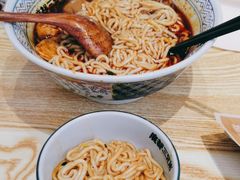 -魔都三兄弟酸辣粉·蘸卤炸串(虹桥万科店)